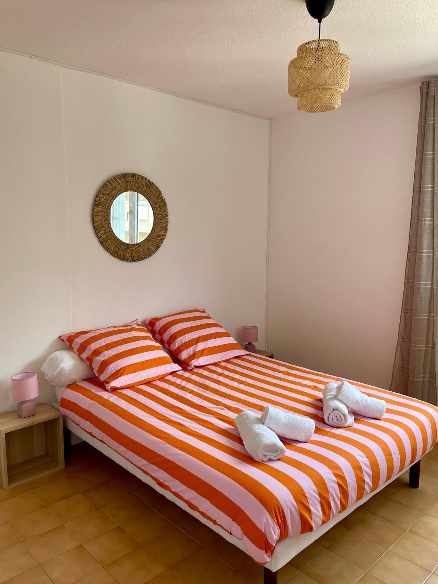 Superbe Duplex Refait A Neuf ! Apartment Hyeres Exterior photo