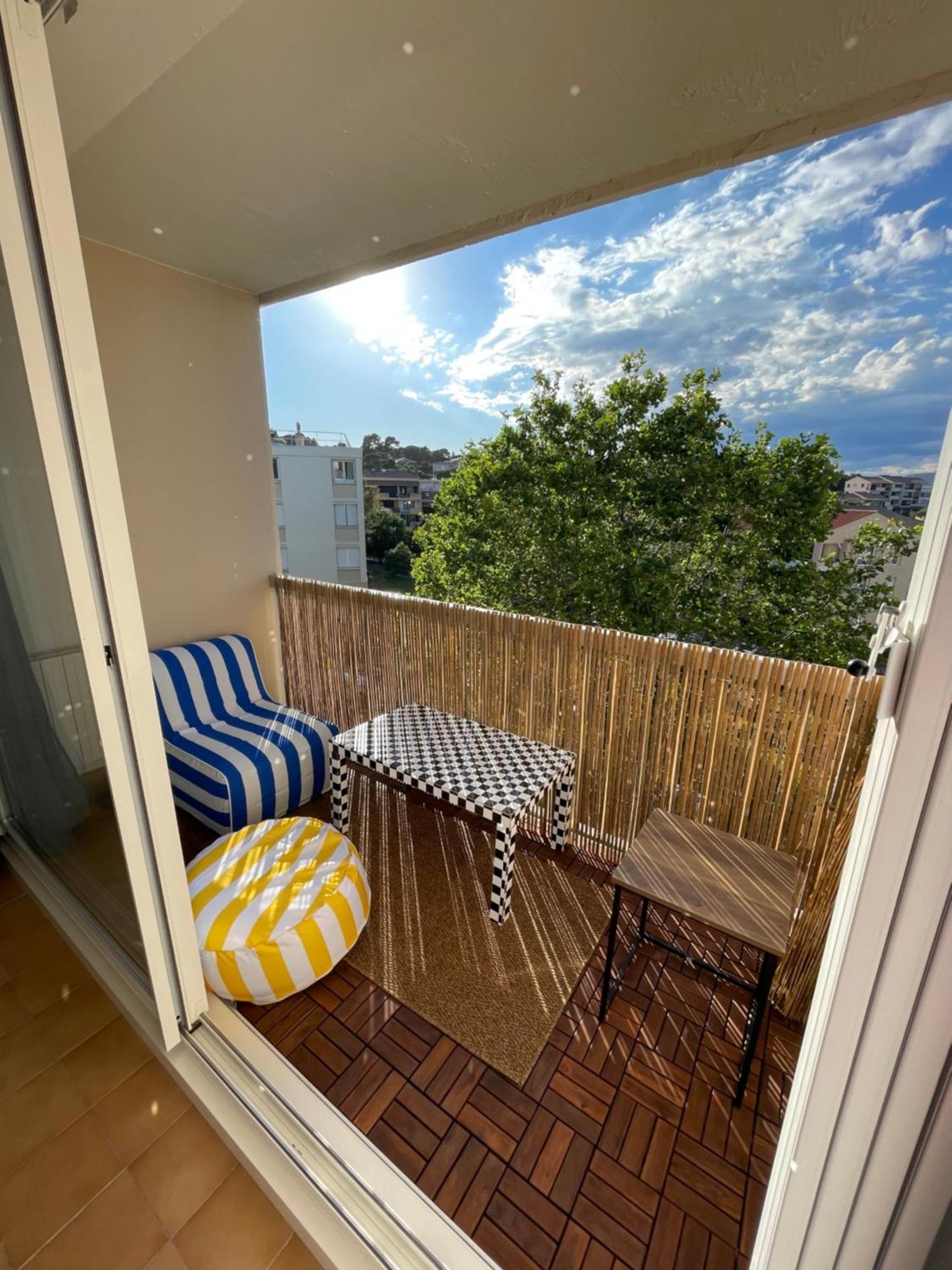 Superbe Duplex Refait A Neuf ! Apartment Hyeres Exterior photo